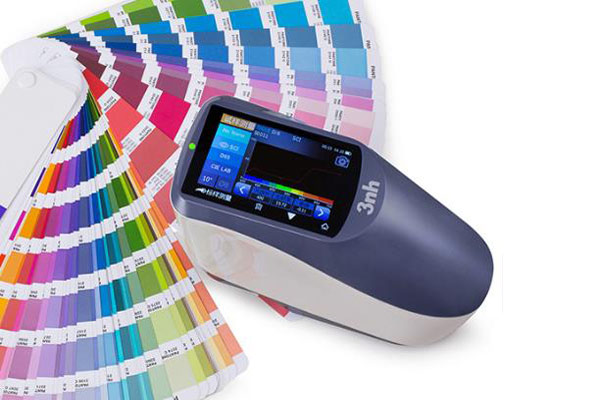 印刷颜色测量中影响测色仪精度的因素有哪些？